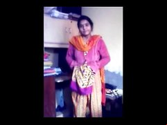 Bangladeshi Bhabi  Hide sex her Dabor on Adultstube.co